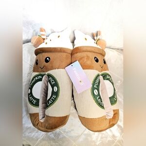 Nwt Feetmoji Sz 9-10 Pumpkin Latte Slippers